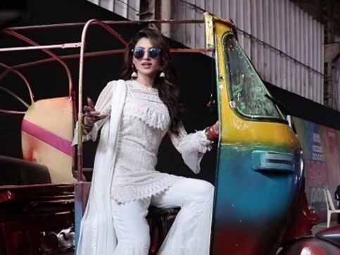 Urvashi Rautela-Aadhaar card saga: Woman claims she used actress' details to book hotel room 'to relax' Urvashi Rautela-Aadhaar card saga: Woman claims she used actress' details to book hotel room 'to relax'