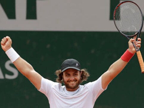 French Open 2018: Lucky loser Marco Trungelliti's 1,000 km road trip pays off as he wins first round over Bernard Tomic French Open 2018: Lucky loser Marco Trungelliti's 1,000 km road trip pays off as he wins first round over Bernard Tomic