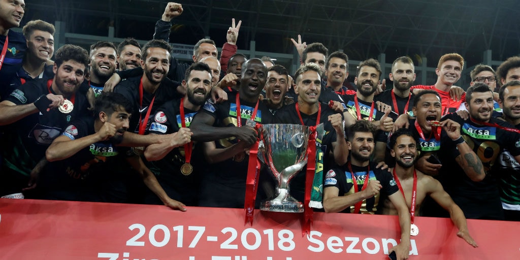 Turkish Cup: Unfancied Akhisarspor upset Istanbul giants Fenerbahce in nail-biting finale to claim historic title - Firstpost