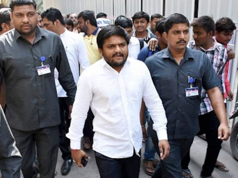 Hardik Patel seeks to revive quota agitation, appeals Patidar community to support him to continue fight Hardik Patel seeks to revive quota agitation, appeals Patidar community to support him to continue fight