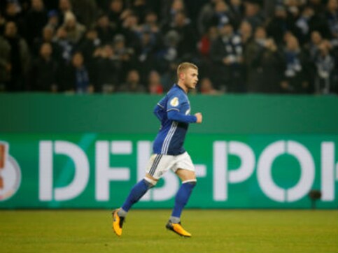 Bundesliga: Schalke suspend departing Max Meyer for rest of the season over bullying allegations Bundesliga: Schalke suspend departing Max Meyer for rest of the season over bullying allegations