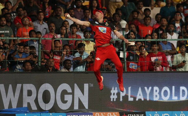 'Spiderman' AB de Villiers grabbed an outstanding catch in the deep to get rid of Alex Hales for 37. Sportzpics 'Spiderman' AB de Villiers grabbed an outstanding catch in the deep to get rid of Alex Hales for 37. Sportzpics