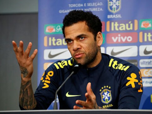 2018 FIFA World Cup: Brazil's Dani Alves vows to come back stronger; doesn't rule himself out of 2022 edition 2018 FIFA World Cup: Brazil's Dani Alves vows to come back stronger; doesn't rule himself out of 2022 edition
