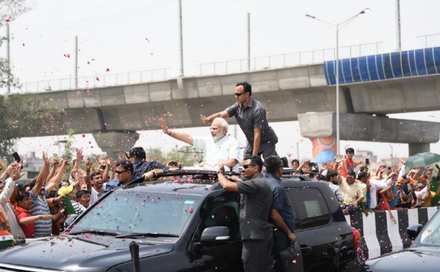 Modi inaugurated the first phase of the Delhi-Meerut Expressway, which will provide a major relief to the commuters in Delhi-Noida and starts from Nizamuddin bridge to Uttar Pradesh border having a six-lane expressway and 4 plus 4 lane highway. Twitter@NarendraModi Modi inaugurated the first phase of the Delhi-Meerut Expressway, which will provide a major relief to the commuters in Delhi-Noida and starts from Nizamuddin bridge to Uttar Pradesh border having a six-lane expressway and 4 plus 4 lane highway. Twitter@NarendraModi