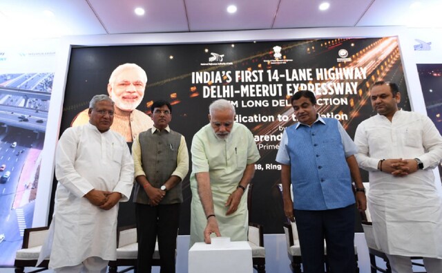 Modi then reached Baghpat in Uttar Pradesh to dedicate the EPE to the nation. The 135-kilometre expressway has been built at a cost of Rs 11,000 crore in 500 days. Twitter@NarendraModi Modi then reached Baghpat in Uttar Pradesh to dedicate the EPE to the nation. The 135-kilometre expressway has been built at a cost of Rs 11,000 crore in 500 days. Twitter@NarendraModi