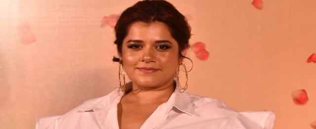 Shikha Talsania in conversation with Imran Ismail talk about her experience of working on web series and the success of Veere Di Wedding Shikha Talsania在与Imran Ismail的对话中谈到了她在网络连续剧方面的工作经验以及Veere Di Wedding的成功