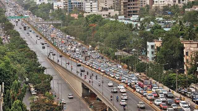 India’s terrible roads: How to build a world-class network and still reach net zero India’s terrible roads: How to build a world-class network and still reach net zero