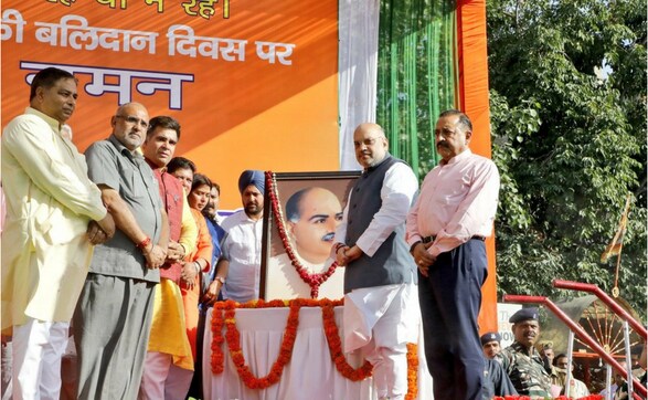 Amit Shah visits Jammu, reviews state BJP unit's preparations for 2019 Lok Sabha elections Amit Shah visits Jammu, reviews state BJP unit's preparations for 2019 Lok Sabha elections
