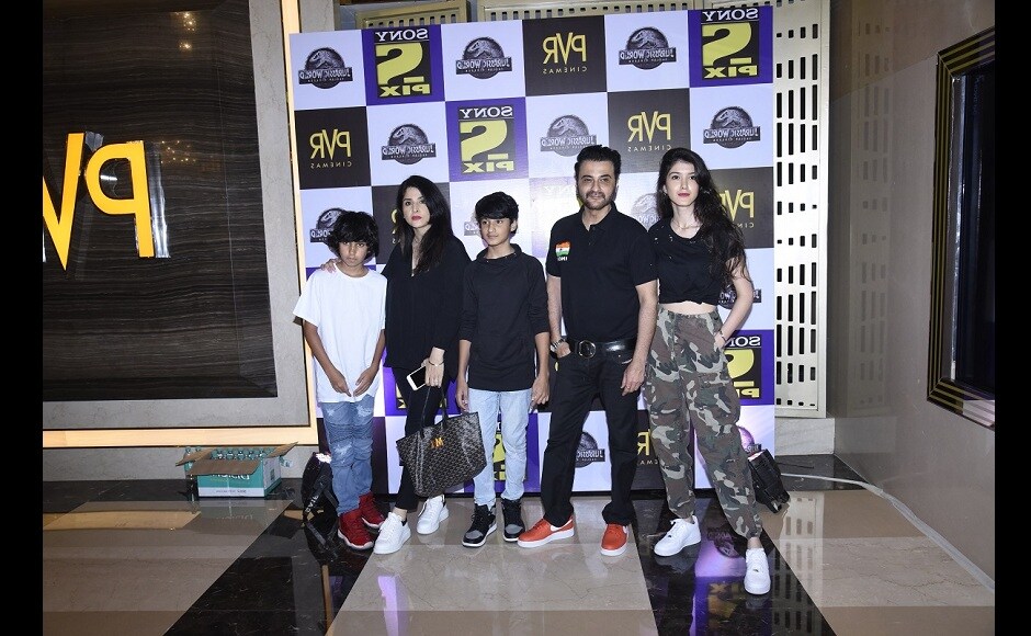 Sanjay Kapoor with wife Maheep and daughter Shanaya at 'Sony PIX Premiere Nights' event for Jurassic World Fallen Kingdom screening Sanjay Kapoor with wife Maheep and daughter Shanaya at 'Sony PIX Premiere Nights' event for Jurassic World Fallen Kingdom screening