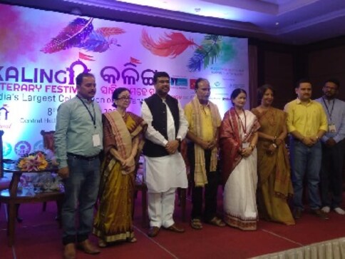 Kalinga Literary Festival kicks off in Odisha; Amish Tripathi, Nirupama Rao receive awards from Dharmendra Pradhan