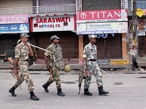 Health officials injured after vendors attack team testing milk in Uttar Pradesh's Muzaffarnagar Health officials injured after vendors attack team testing milk in Uttar Pradesh's Muzaffarnagar
