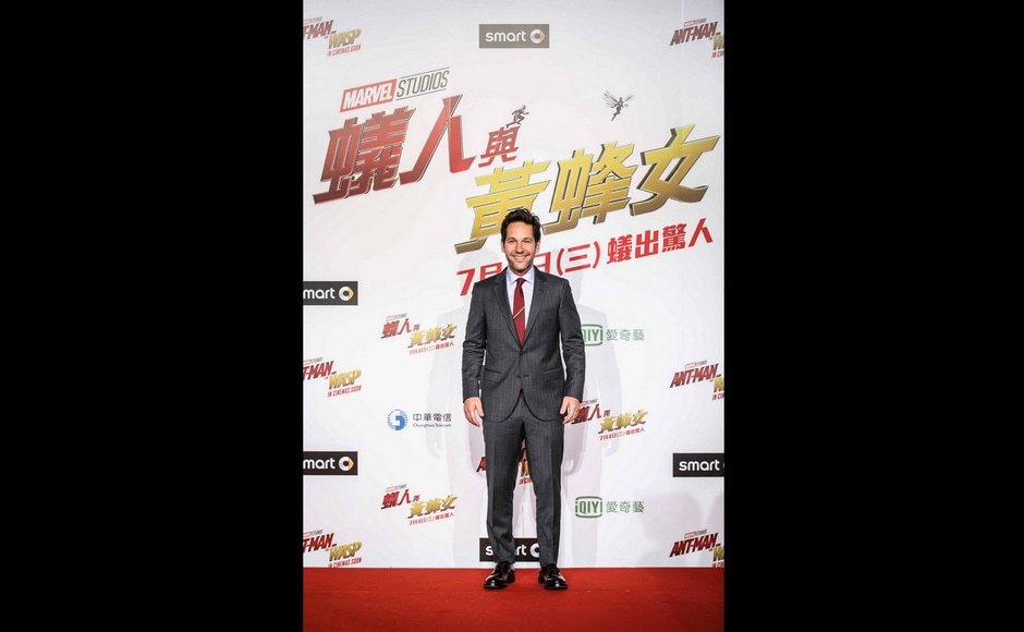 Rudd's character, Scott Lang is a former criminal who acquired a suit that allows him to shrink or grow in scale and increase his strength Rudd's character, Scott Lang is a former criminal who acquired a suit that allows him to shrink or grow in scale and increase his strength
