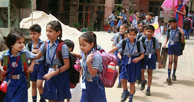 Parents fear, students cheer as schools reopen in Punjab for all classes