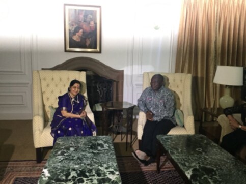 Sushma Swaraj arrives in South Africa ahead of BRICS and IBSA meetings, calls on President Cyril Ramaphosa Sushma Swaraj arrives in South Africa ahead of BRICS and IBSA meetings, calls on President Cyril Ramaphosa