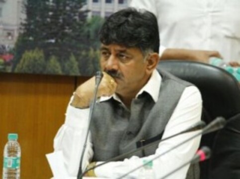 I-T department says DK Shivakumar sent money to Congress coffers through hawala; party cries 'witch hunt' I-T department says DK Shivakumar sent money to Congress coffers through hawala; party cries 'witch hunt'