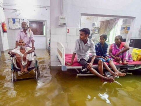 Fish swim in Patna govt hospital's flooded ICU after downpour; staff switch off machines for fear of electrocution Fish swim in Patna govt hospital's flooded ICU after downpour; staff switch off machines for fear of electrocution