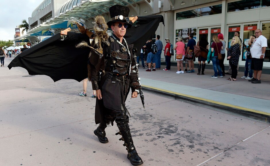 Dean LeCrone, of San Diego, wears his Dr. Artemus Peepers costume as he walks past attendees to Preview Night of the 2018 Comic-Con International at the San Diego Convention Centre. LeCrone said that this was his 28th Comic-Con. The Associated Press/Chris Pizzello Dean LeCrone, of San Diego, wears his Dr. Artemus Peepers costume as he walks past attendees to Preview Night of the 2018 Comic-Con International at the San Diego Convention Centre. LeCrone said that this was his 28th Comic-Con. The Associated Press/Chris Pizzello