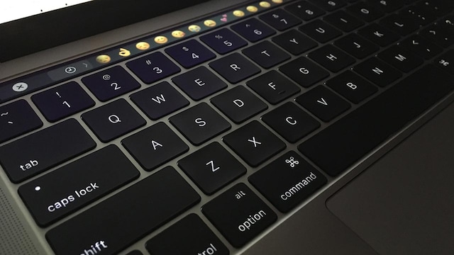 Apple admits that its MacBook keyboard is flawed, but downplays seriousness of issue Apple admits that its MacBook keyboard is flawed, but downplays seriousness of issue