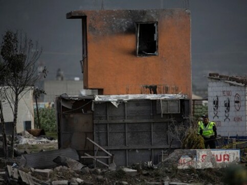 Explosions rip through fireworks warehouses in town north of Mexico City; 24 killed, dozens injured Explosions rip through fireworks warehouses in town north of Mexico City; 24 killed, dozens injured