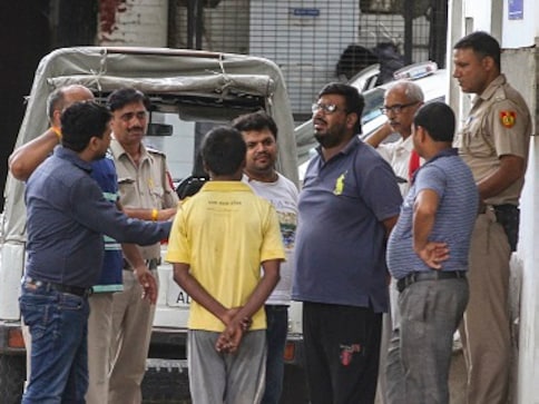 Delhi Burari deaths: Relatives rule out suicide, claim 11 family members were murdered; police registers complaint Delhi Burari deaths: Relatives rule out suicide, claim 11 family members were murdered; police registers complaint