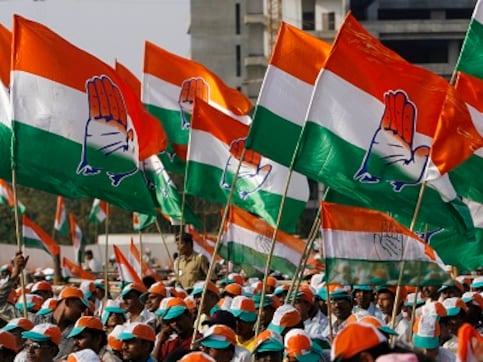 Trinamool Congress or CPM? West Bengal Congress leaders opposed over alliance partners to fight BJP in 2019 polls Trinamool Congress or CPM? West Bengal Congress leaders opposed over alliance partners to fight BJP in 2019 polls