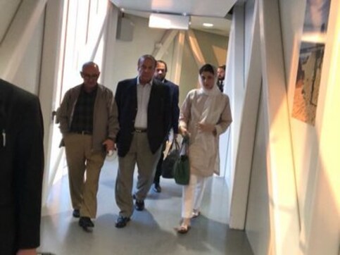 Nawaz Sharif returns to Pakistan updates: Maryam, ex-PM reach Islamabad; airport completely sealed for outsiders Nawaz Sharif returns to Pakistan updates: Maryam, ex-PM reach Islamabad; airport completely sealed for outsiders