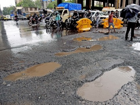 'Bad roads not only cause': MNS workers vandalise PWD office after minister remarks on pothole-related deaths in Mumbai suburbs 'Bad roads not only cause': MNS workers vandalise PWD office after minister remarks on pothole-related deaths in Mumbai suburbs