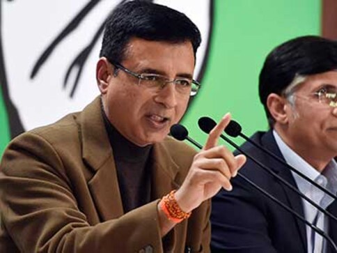 'Congress will fight under leadership of Rahul Gandhi': Randeep Surjewala lays out strategy for 2019 Lok Sabha elections 'Congress will fight under leadership of Rahul Gandhi': Randeep Surjewala lays out strategy for 2019 Lok Sabha elections