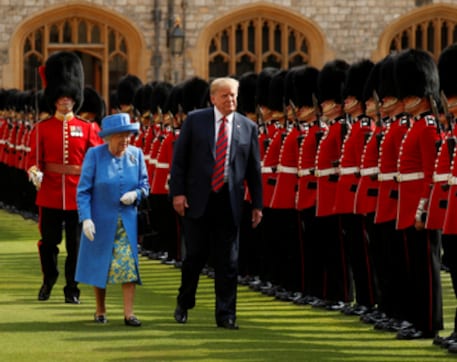 Donald Trump breaches protocol during meeting with Queen Elizabeth II; US president did not bow to greet, walked ahead of her Donald Trump breaches protocol during meeting with Queen Elizabeth II; US president did not bow to greet, walked ahead of her