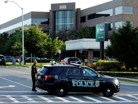 21 Indian-origin persons sentenced to prison in multi-million call centre fraud in US 21 Indian-origin persons sentenced to prison in multi-million call centre fraud in US