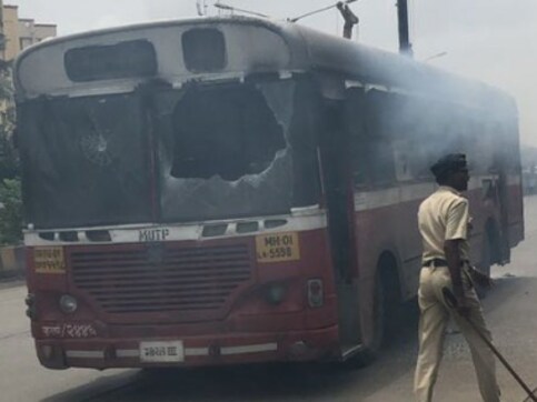 Maharashtra Bandh: 3 cops injured in Mumbai shutdown; protesters hurl stones, police lathicharge in Navi Mumbai Maharashtra Bandh: 3 cops injured in Mumbai shutdown; protesters hurl stones, police lathicharge in Navi Mumbai