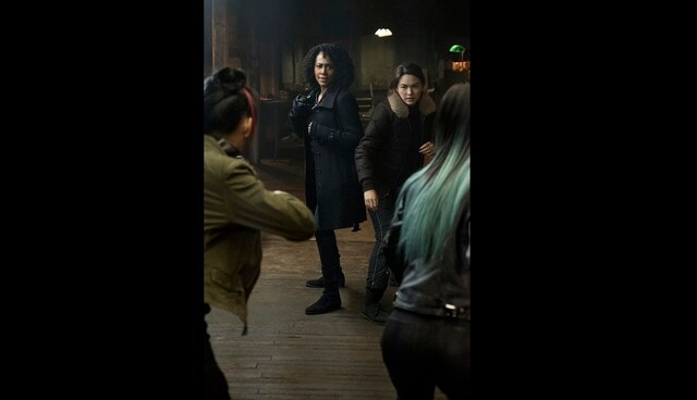 Simone Missick (L) plays Misty Knight and Jessica Henwick (R) plays Colleen Wing. Twitter @seewhatsnext Simone Missick (L) plays Misty Knight and Jessica Henwick (R) plays Colleen Wing. Twitter @seewhatsnext