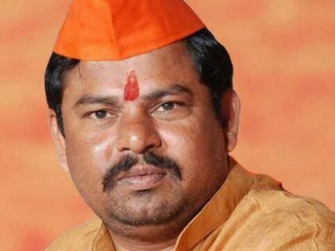 Illegal Bangladeshi settlers should be shot if they don't return to their country, says BJP MLA over Assam NRC final draft Illegal Bangladeshi settlers should be shot if they don't return to their country, says BJP MLA over Assam NRC final draft