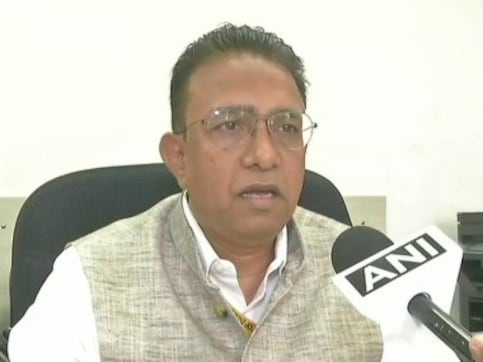 UGC directs 21 Delhi University colleges to appoint regular principals, warns of withholding grants if institutes do not comply UGC directs 21 Delhi University colleges to appoint regular principals, warns of withholding grants if institutes do not comply