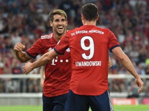 Bayern Munich ride on Javi Martinez's second-half header to earn victory over Manchester United in final pre-season clash Bayern Munich ride on Javi Martinez's second-half header to earn victory over Manchester United in final pre-season clash