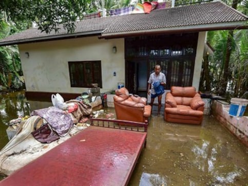 Kerala deluge may shave off 2.2% of state GDP, push up fiscal deficit to 5.4%: Report Kerala deluge may shave off 2.2% of state GDP, push up fiscal deficit to 5.4%: Report