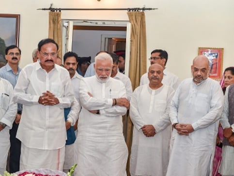 Atal Bihari Vajpayee passes away: Centre declares 7-day mourning period as mark of respect for former prime minister Atal Bihari Vajpayee passes away: Centre declares 7-day mourning period as mark of respect for former prime minister
