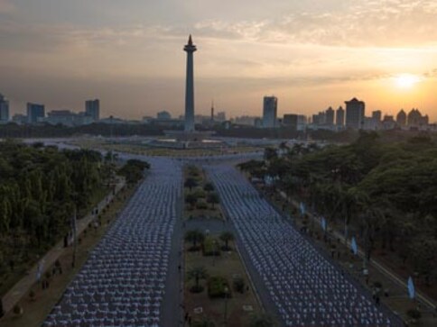 Asian Games 2018: 65,000 dancers join Indonesian president Joko Widodo in mass Poco-Poco dance to promote competition Asian Games 2018: 65,000 dancers join Indonesian president Joko Widodo in mass Poco-Poco dance to promote competition