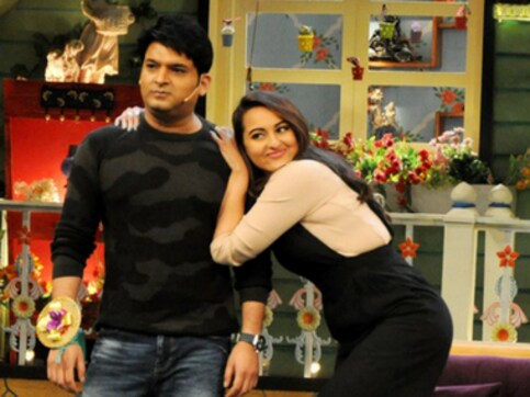 Shatrughan Sinha says Sonakshi reprimanded Kapil Sharma for 'crossing limits of decency' Shatrughan Sinha says Sonakshi reprimanded Kapil Sharma for 'crossing limits of decency'