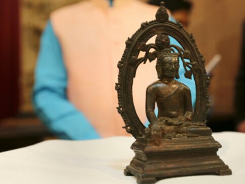 UK returns 'stolen' Buddha idol from Bihar's Nalanda 57 years later to mark India's 72nd Independence Day UK returns 'stolen' Buddha idol from Bihar's Nalanda 57 years later to mark India's 72nd Independence Day