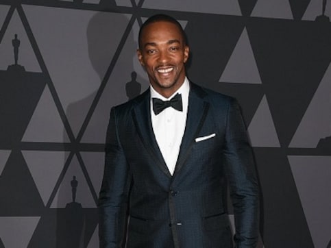 Avengers actor Anthony Mackie in talks to join Amy Adams, Julianne Moore in film adaptation of The Woman in the Window Avengers actor Anthony Mackie in talks to join Amy Adams, Julianne Moore in film adaptation of The Woman in the Window
