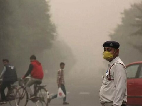 Kolkata has least vehicular emissions in 6 Indian mega-cities; Mumbai fares better on per-trip pollution level: CSE study Kolkata has least vehicular emissions in 6 Indian mega-cities; Mumbai fares better on per-trip pollution level: CSE study