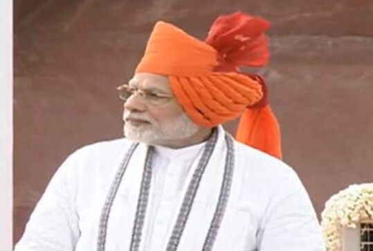 Narendra Modi paints optimistic image of India in I-Day speech, says from 'fragile five', it's now land of opportunity Narendra Modi paints optimistic image of India in I-Day speech, says from 'fragile five', it's now land of opportunity