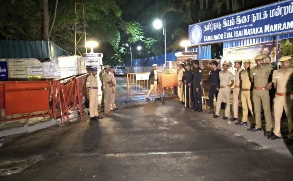 A controversy erupted on Tuesday night after the Tamil Nadu government rejected the Opposition DMK's demand for allotting space on the Marina beach for the burial of Karunanidhi and, instead, offered space near the memorials of former chief ministers C Rajagopalachari and K Kamraj. Image courtesy: Abdul Kadar Mydeen/101Reporters A controversy erupted on Tuesday night after the Tamil Nadu government rejected the Opposition DMK's demand for allotting space on the Marina beach for the burial of Karunanidhi and, instead, offered space near the memorials of former chief ministers C Rajagopalachari and K Kamraj. Image courtesy: Abdul Kadar Mydeen/101Reporters