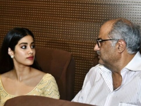 Boney Kapoor, daughters Janhvi and Khushi attend special screening of Mr India in Delhi Boney Kapoor, daughters Janhvi and Khushi attend special screening of Mr India in Delhi