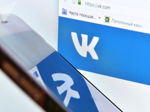 Russians face extremism charges for sharing memes; local social networks, communications ministry ask for law change Russians face extremism charges for sharing memes; local social networks, communications ministry ask for law change