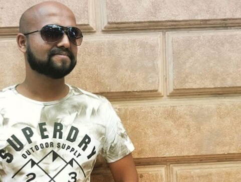 Bollywood dancer Abhijeet Shinde allegedly commits suicide in Mumbai residence, owing to depression Bollywood dancer Abhijeet Shinde allegedly commits suicide in Mumbai residence, owing to depression