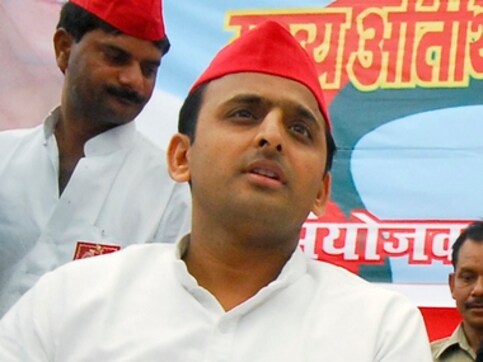 Amar Singh says Akhilesh Yadav deceived those close to him, alleges that it is 'in his nature to hurt people' Amar Singh says Akhilesh Yadav deceived those close to him, alleges that it is 'in his nature to hurt people'