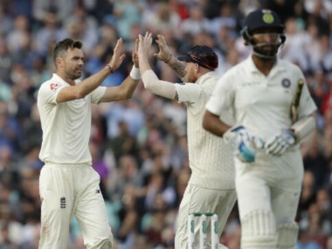 India vs England: Visitors crumble against quality swing bowling after Jos Buttler, tailenders guide hosts to 332 on Day 2 India vs England: Visitors crumble against quality swing bowling after Jos Buttler, tailenders guide hosts to 332 on Day 2