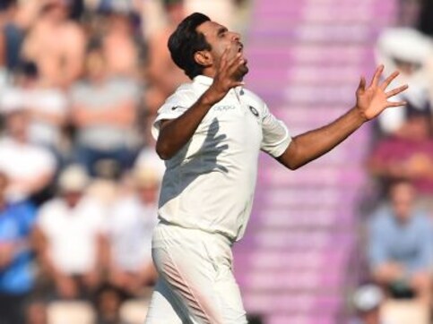 India vs England: Cheteshwar Pujara defends teammate Ashwin, attributes slowness of pitch to off-spinner's under-par show India vs England: Cheteshwar Pujara defends teammate Ashwin, attributes slowness of pitch to off-spinner's under-par show